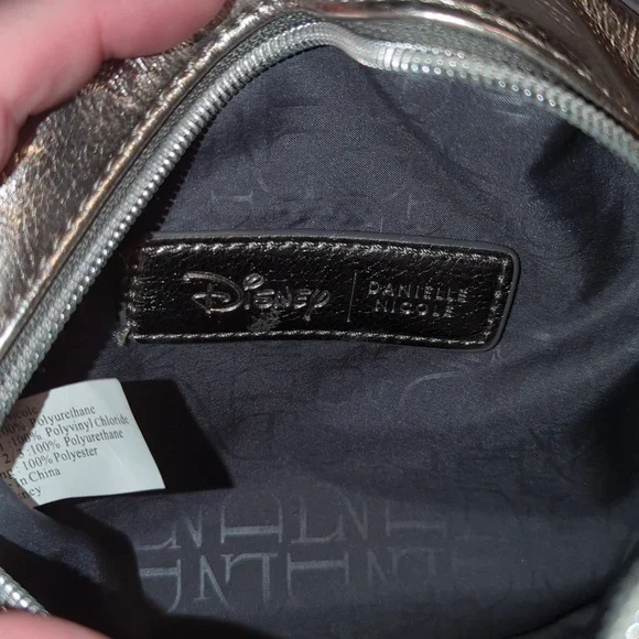 Danielle Nicole Seven Dwarfs Cross Body Purse - Picture 6 of 8